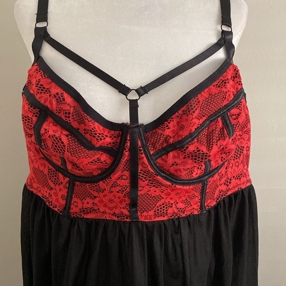 NWOT Torrid bustier lace & mesh Nightie - Picture 5 of 7